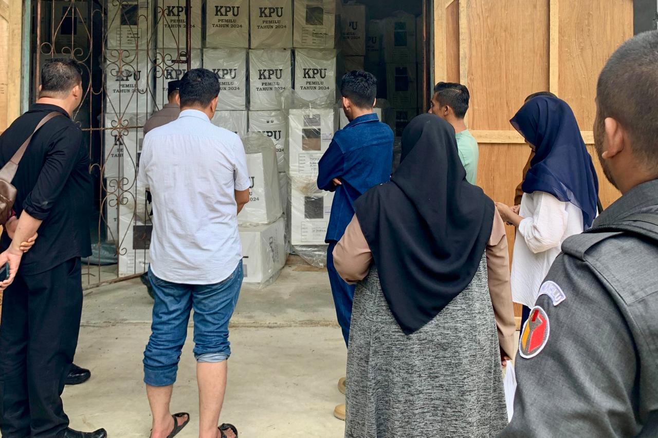 Pembukaan Gudang Logistik