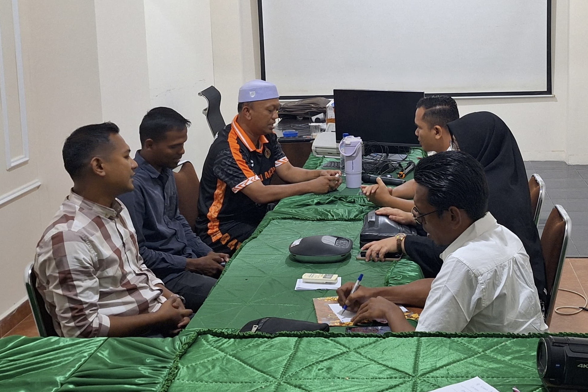 Bawaslu Aceh Timur Matangkan Persiapan Program Jumat Sehati dan Jumpa Berlian 01